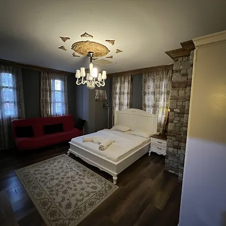 Lafontaine Butik Otel *