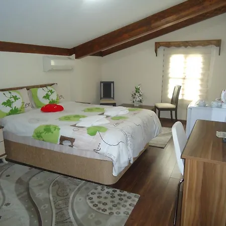 Hotel Lafontaine Butik *